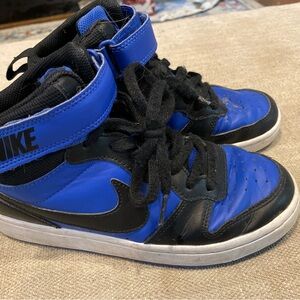 Nike Kids Black and Blue Sneakers